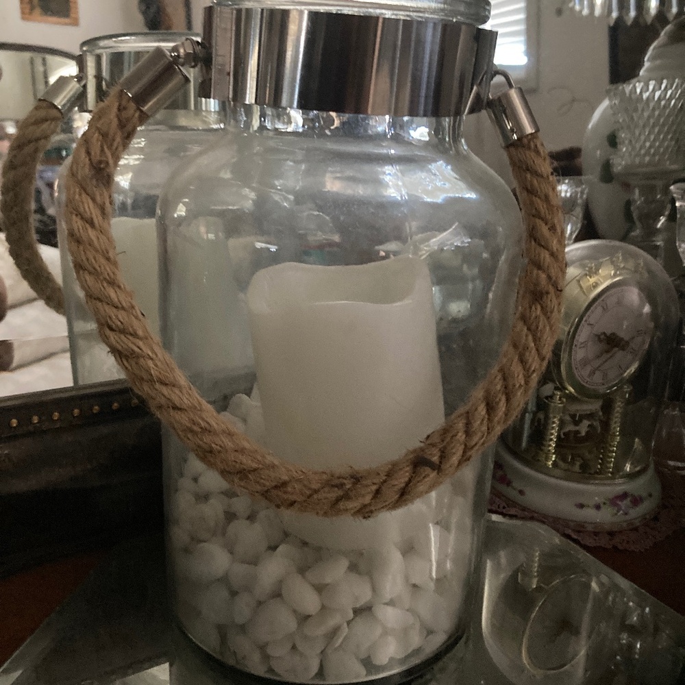 Glass container with rope handle